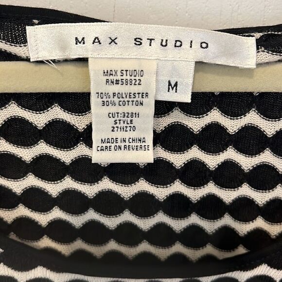 Max Studio black and white peplum top - Picture 2 of 4